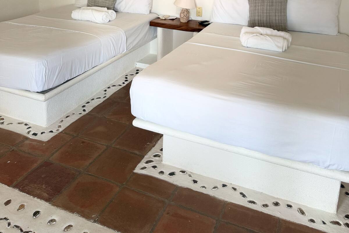 Superior Room | WiFi (free), bed sheets
