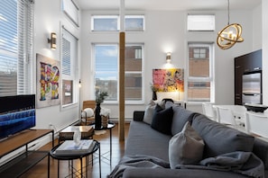 Superior Apartment, 2 Bedrooms, City View, Mezzanine (The Main 303) | View from room