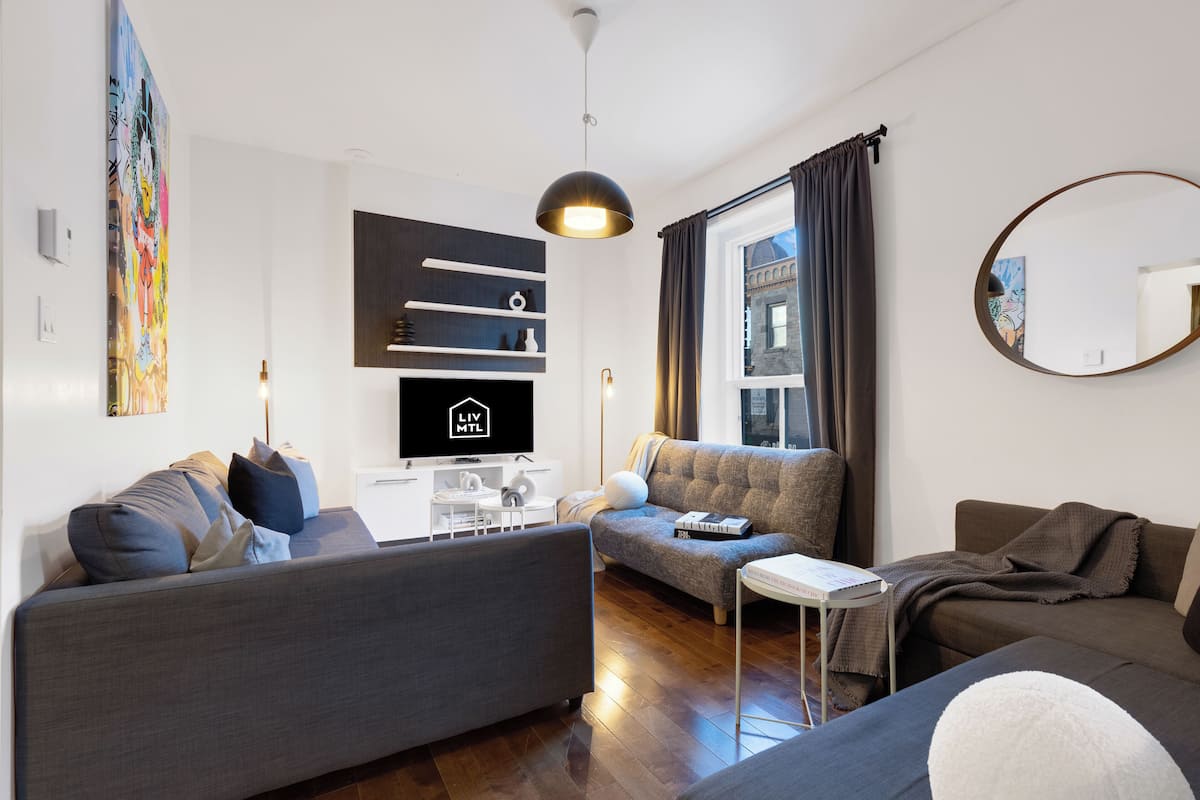 Premium-Apartment, 4 Schlafzimmer, Haustiere gestattet, Stadtblick (The CH3 - Suite 3) | Ausblick vom Zimmer