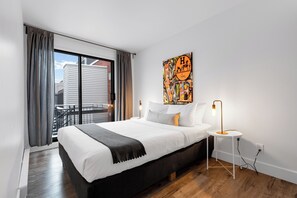 2 bedrooms, premium bedding, down duvets, memory-foam beds