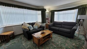 Cottage | Living area | TV, fireplace