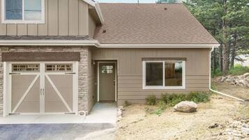 Townhome, 3 Bedrooms | Bahagian luar