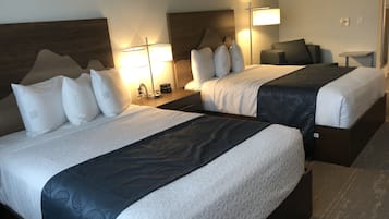 1 bedroom, pillow-top beds, in-room safe, desk