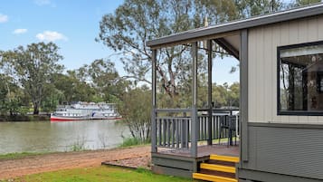 Deluxe 2 Bedroom Waterfront Cabin - Sleeps 6 | View from room