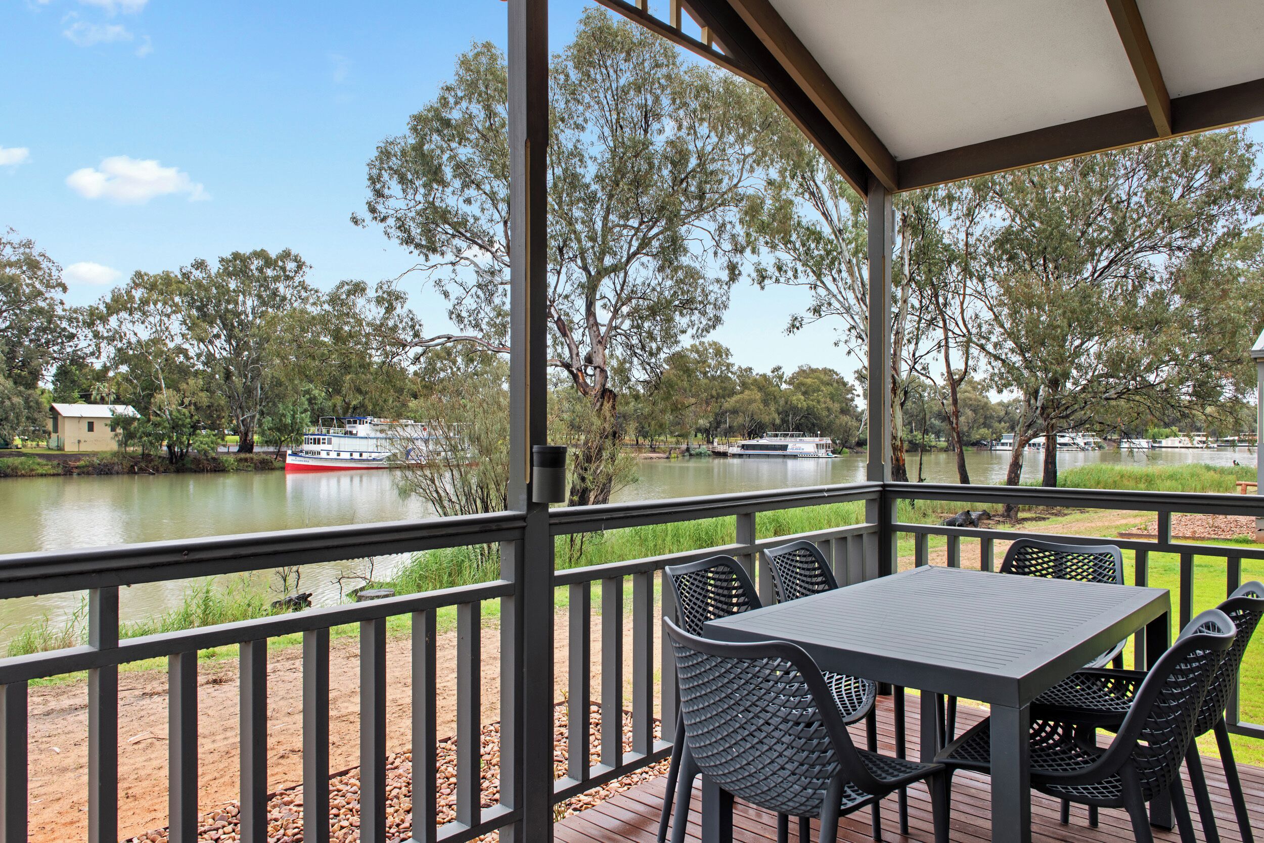 Deluxe 2 Bedroom Waterfront Cabin - Sleeps 6 | Balcony