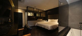 Brown Dot Hotel Beomil