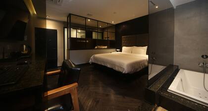 Brown Dot Hotel Beomil