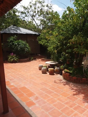 Garden - Ba Linh Homestay (Long Ho)