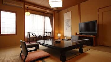 1 غرفة نوم وخزنة داخل الغرفة وواي فاي مجانًا