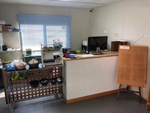 Reception - Sakahijiri Hotel in Futtsu (Futtsu)