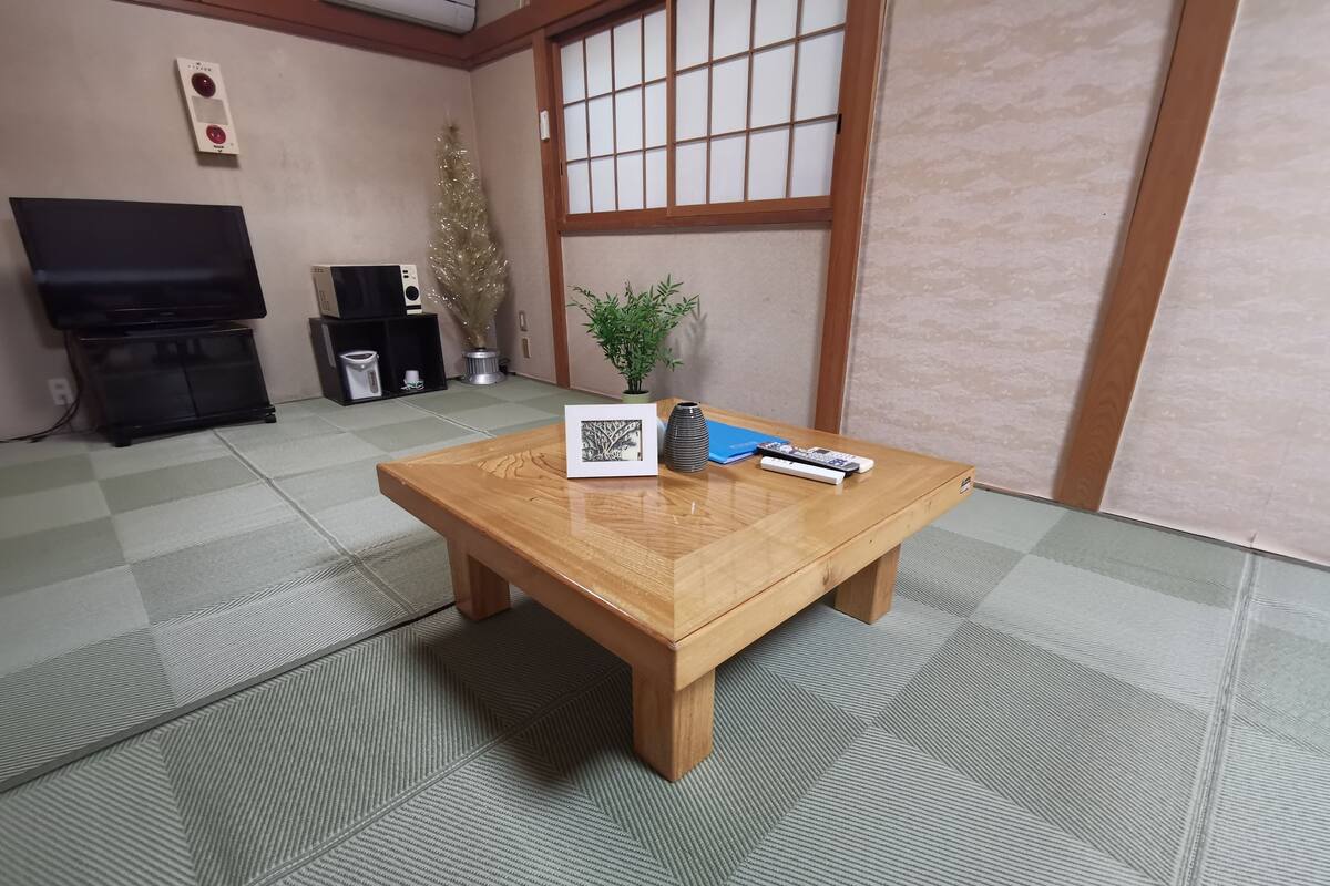 House | Living area | Flat-screen TV