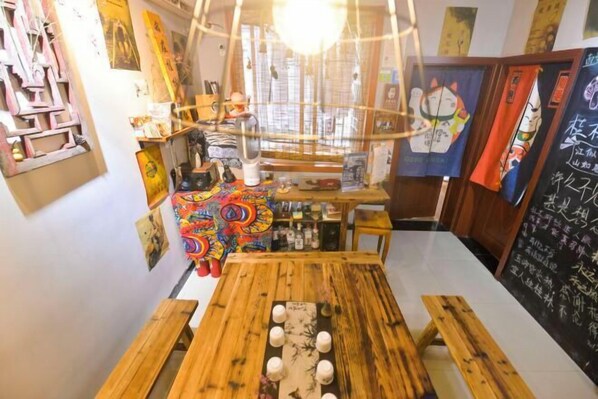 Restaurant - I am waiting for you in Guilin Youth Hostel (Liangjiang Sihu East-West Alley) (Guilin)