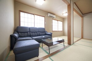Japanese Style Room for 6 People with Big Bathtub, Non-Smoking | Living area