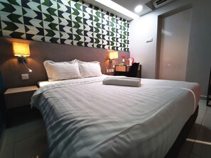 Superior Room | Desk, soundproofing, iron/ironing board, free WiFi