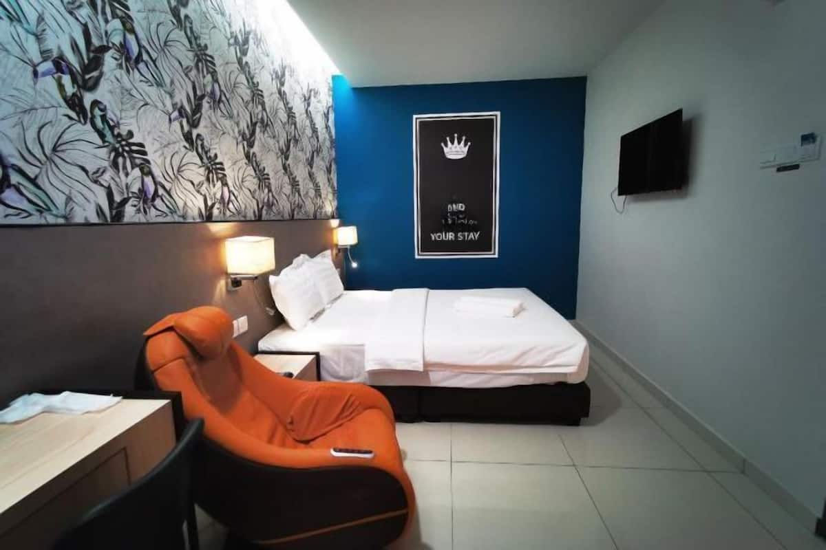 1 bedroom, desk, soundproofing, iron/ironing board