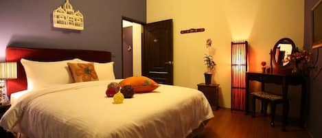 Double Room | Blackout drapes, free WiFi, bed sheets