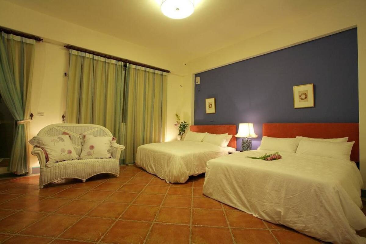 Quadruple Room | Blackout drapes, free WiFi, bed sheets