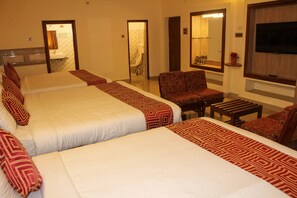 Family Room - Kaveri Hotel (Mysore)