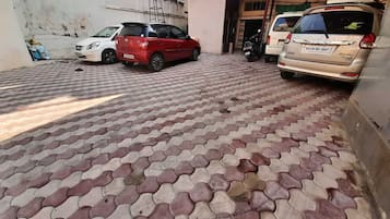 Free self parking