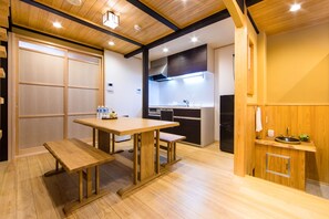 Interior - Miro Rakusan Tei (Kyoto)