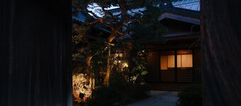 Zenkoji Temple Yakuoin