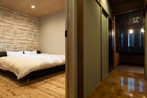 Basic Twin Room