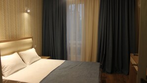 Basic Double Room | Soundproofing, iron/ironing board, WiFi (free), bed sheets - Lile Hotel (Tbilisi)