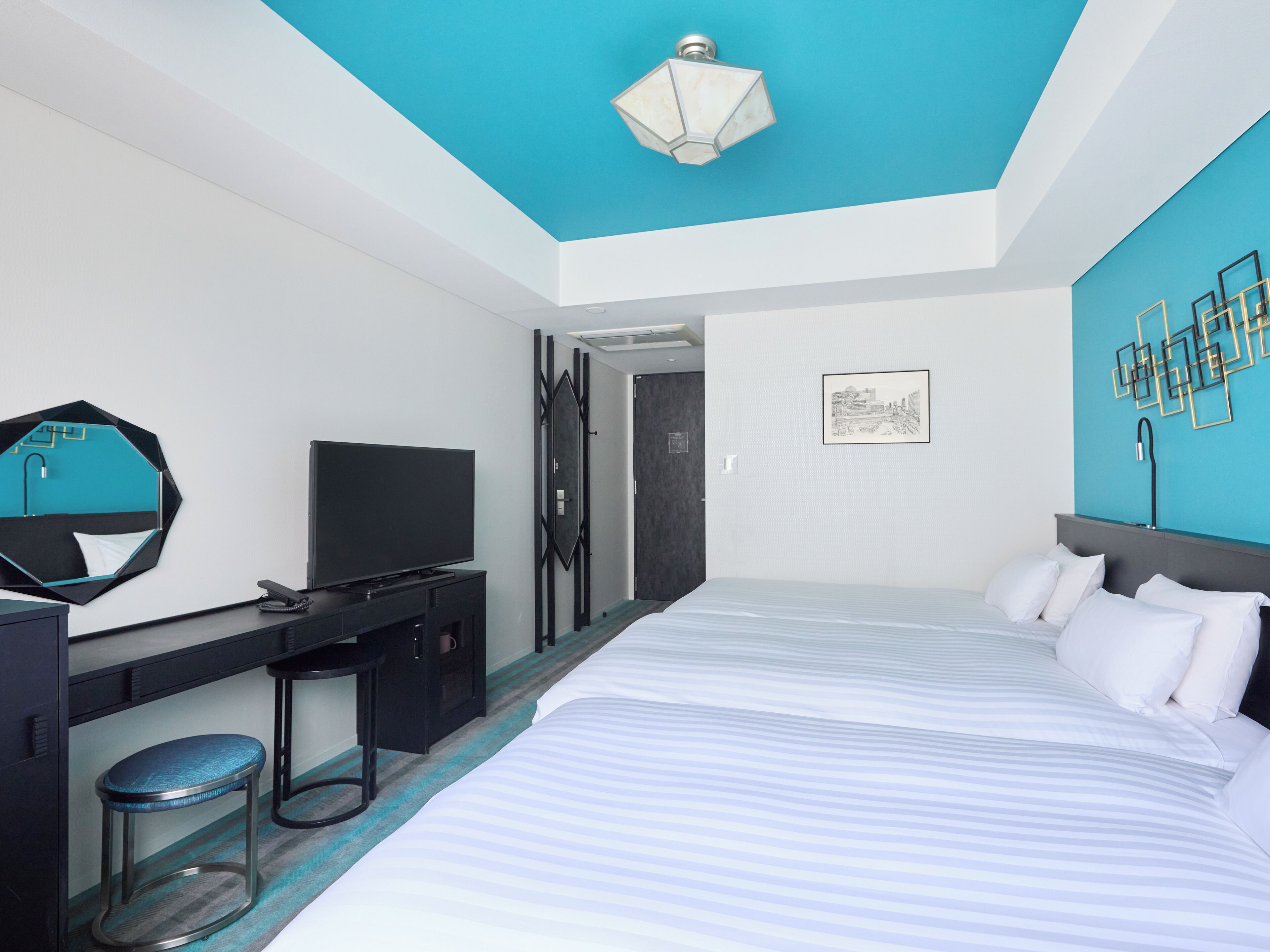 Photo - HOTEL GEOMETIQ Osaka Umeda, an Ascend Collection Hotel