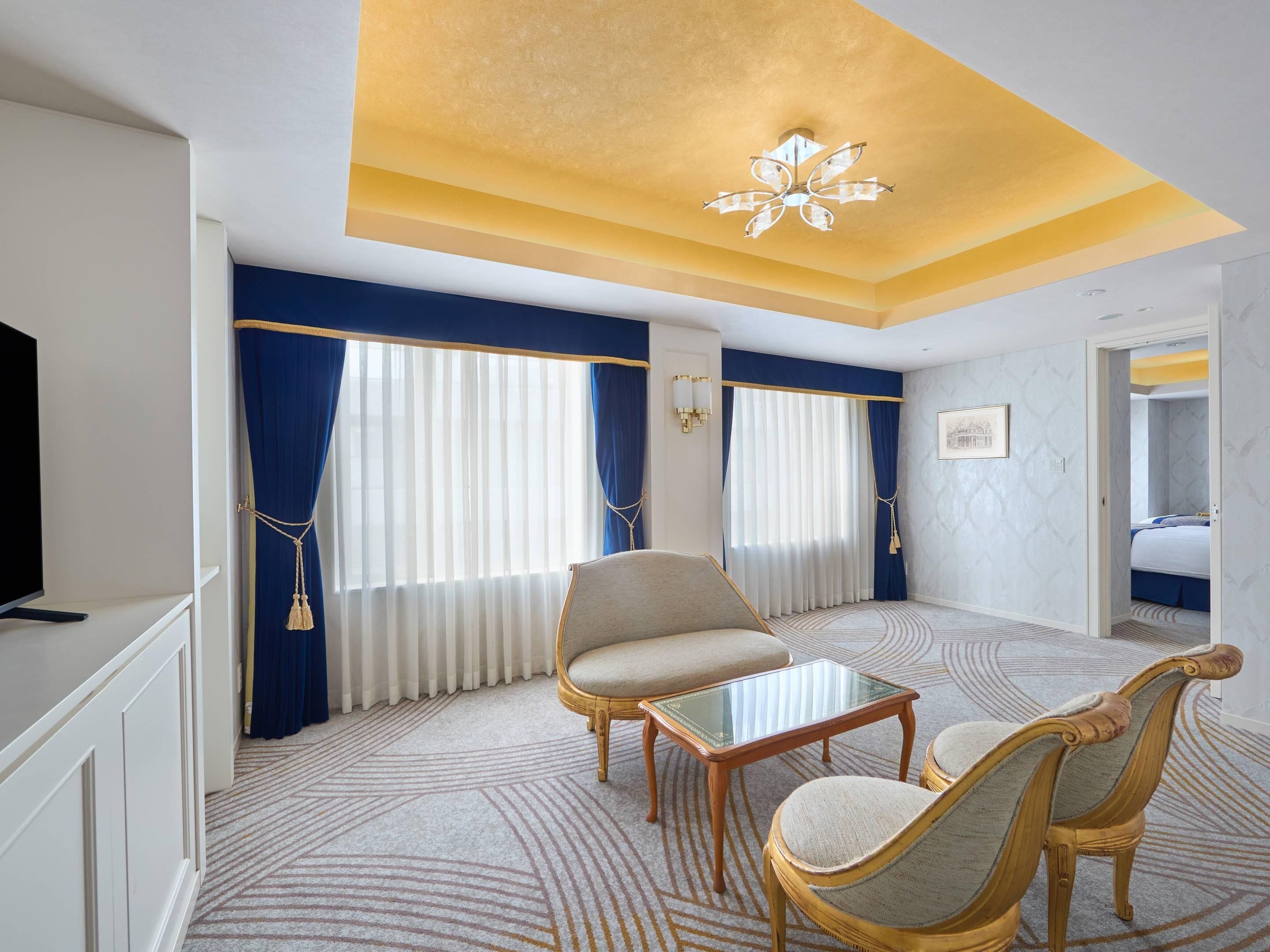Junior Suite, 2 Double Beds, Non Smoking | In-room safe, desk, blackout curtains, free WiFi