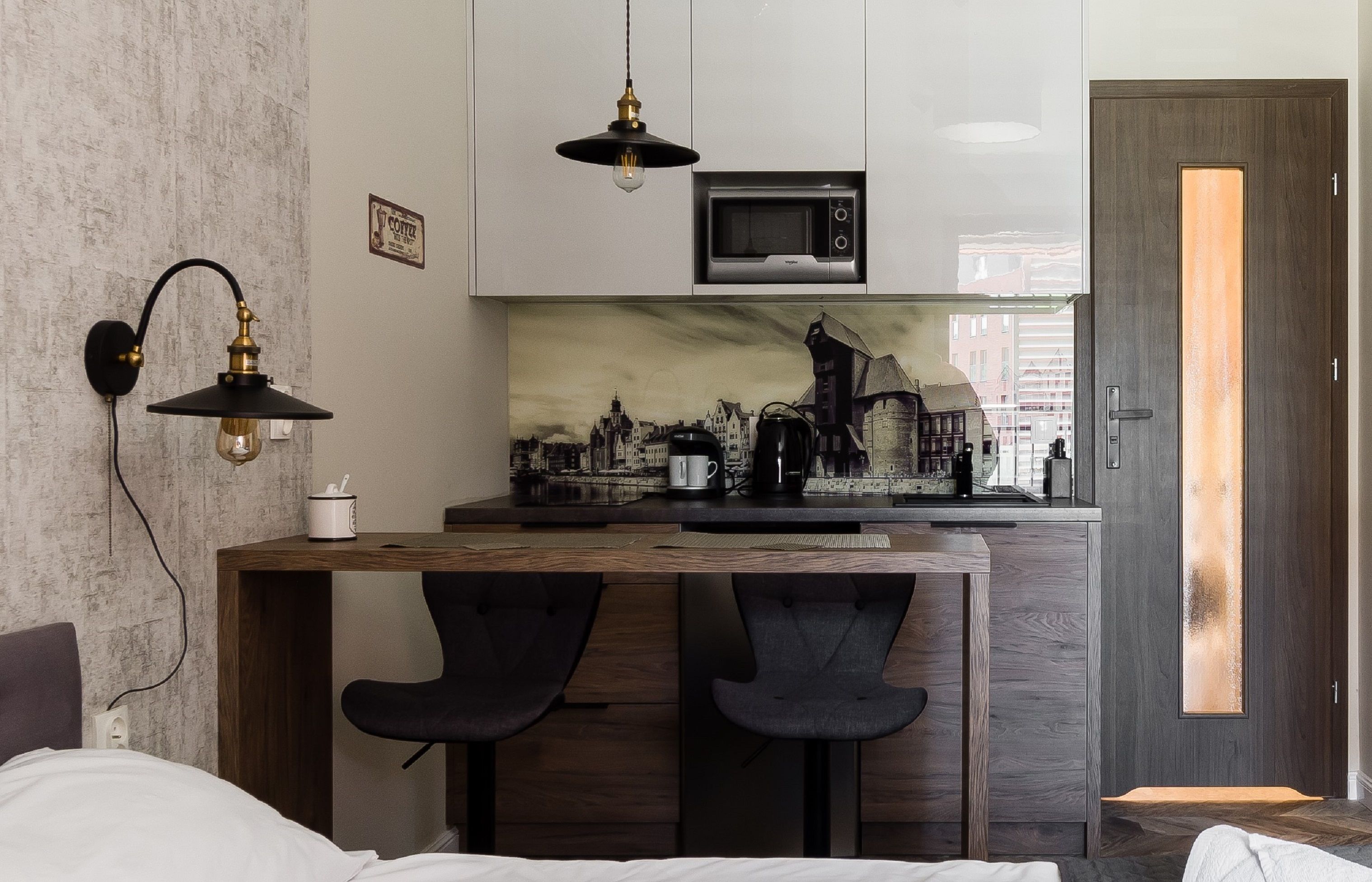 Lägenhet (with balcony - 3B) | Eget kök | Kylskåp, mikrovågsugn, ugn och spishäll