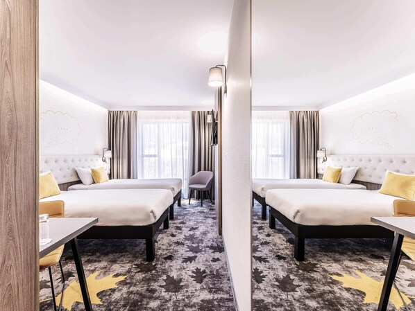 Standard Room, 2 Twin Beds | Desk, soundproofing, iron/ironing board, free WiFi