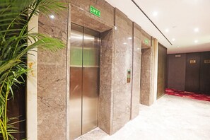 Interior - Palette - City Westend (New Delhi)