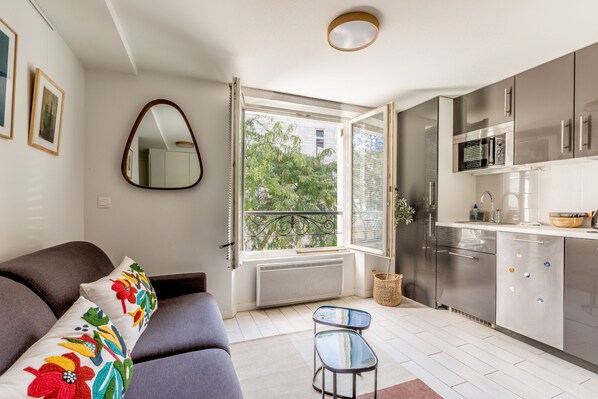 平面電視、辦公室