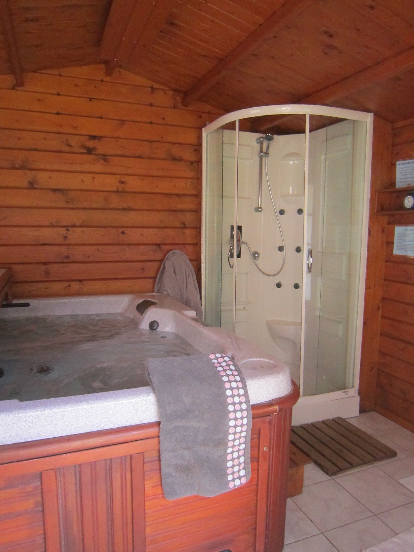 Bain à remous intérieur