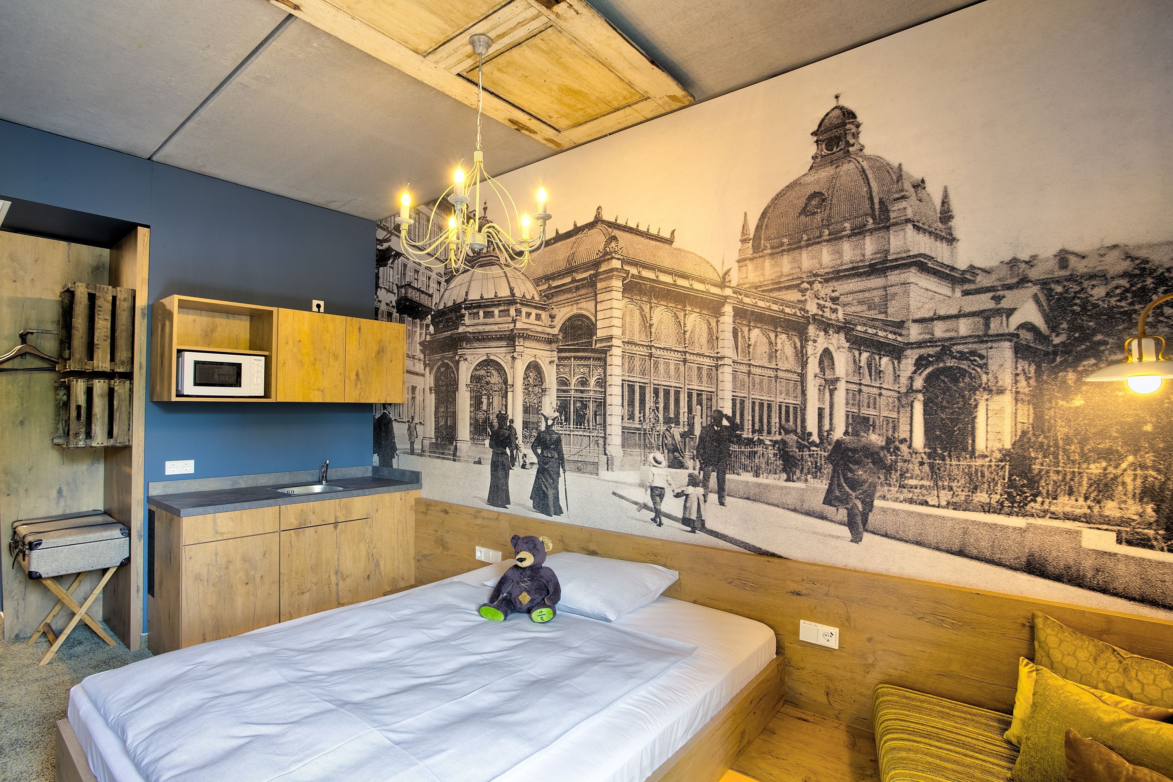 Hypo-allergenic bedding, individually decorated, desk, laptop workspace