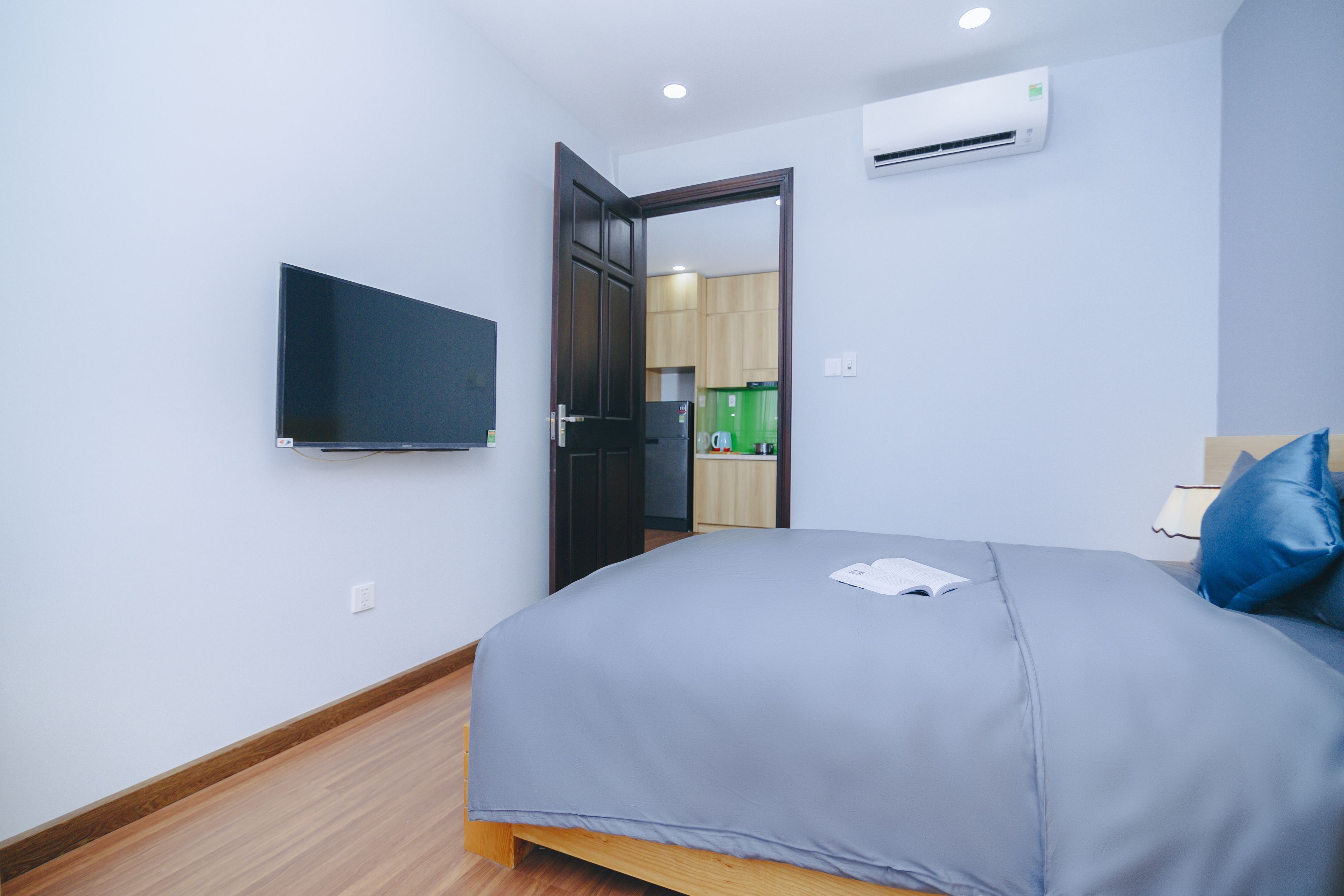 Minibar, in-room safe, desk, soundproofing
