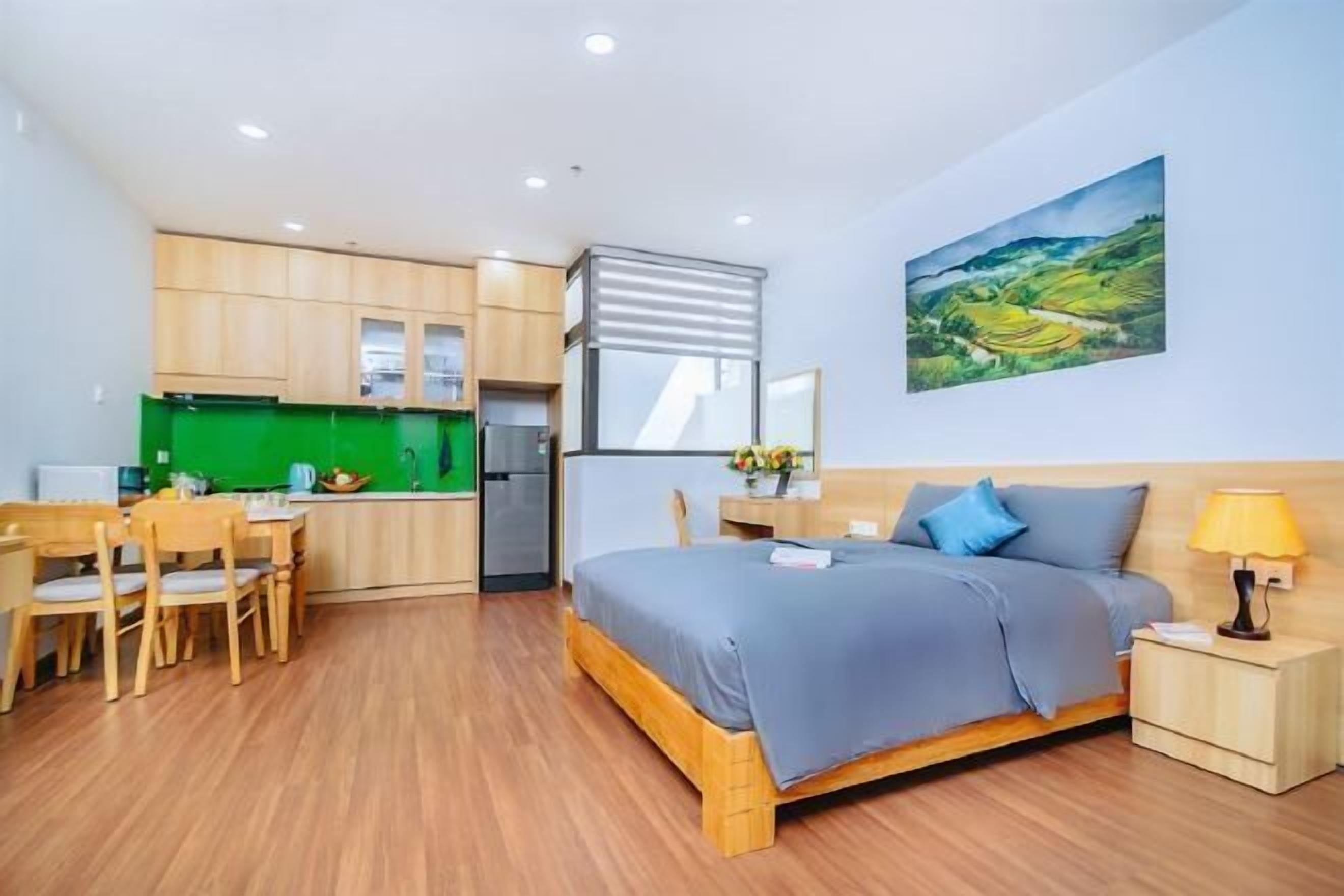 Minibar, in-room safe, desk, soundproofing