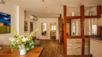Apartment Rammelsberg | Essbereich im Zimmer