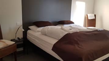 2 bedrooms, individually decorated, individually furnished