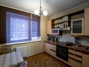 Apartment, 2 Schlafzimmer | Eigene Küche | Kühlschrank, Mikrowelle, Ofen, Herdplatte