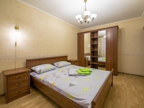 Apartment, 2 Schlafzimmer | 2 Schlafzimmer, Bügeleisen/Bügelbrett, kostenloses WLAN, Bettwäsche