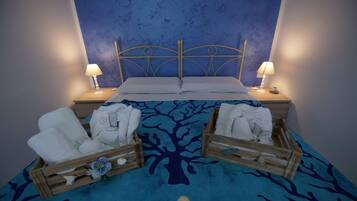 Basic Room | Desk, iron/ironing board, free WiFi, bed sheets