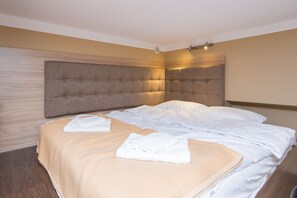 Appart'hôtel Ville | 2 chambres, rideaux occultants, chambres insonorisées