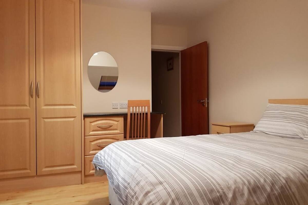City Apartment | 1 bilik tidur, seterika/papan seterika, Wi-fi percuma, cadar katil