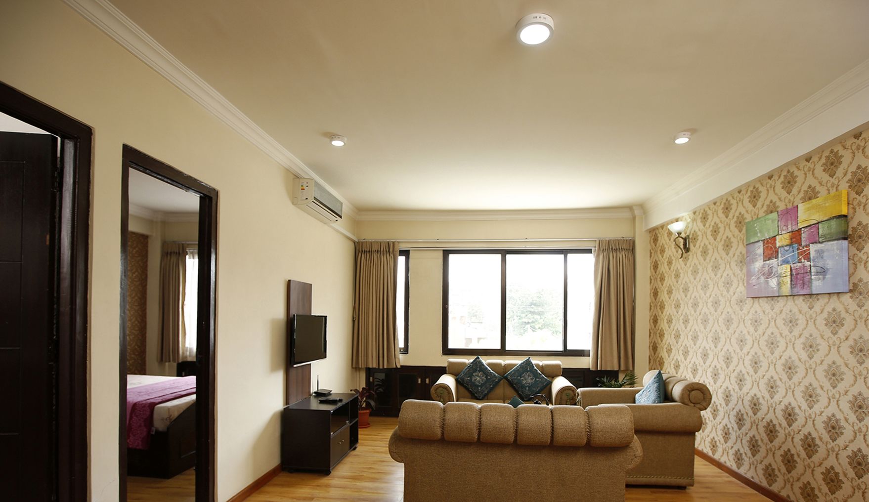 Apartemen, 1 kamar tidur, Bebas Asap Rokok | Ruang keluarga | Televisi layar datar 21-inci dengan saluran TV digital dan TV LED