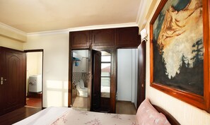 Grand Penthouse 2BHK - Jhamel Apartments by Casa Deyra (Lalitpur)