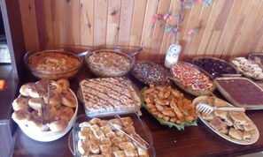 Free daily full breakfast
