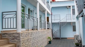 Perincian bahagian luar