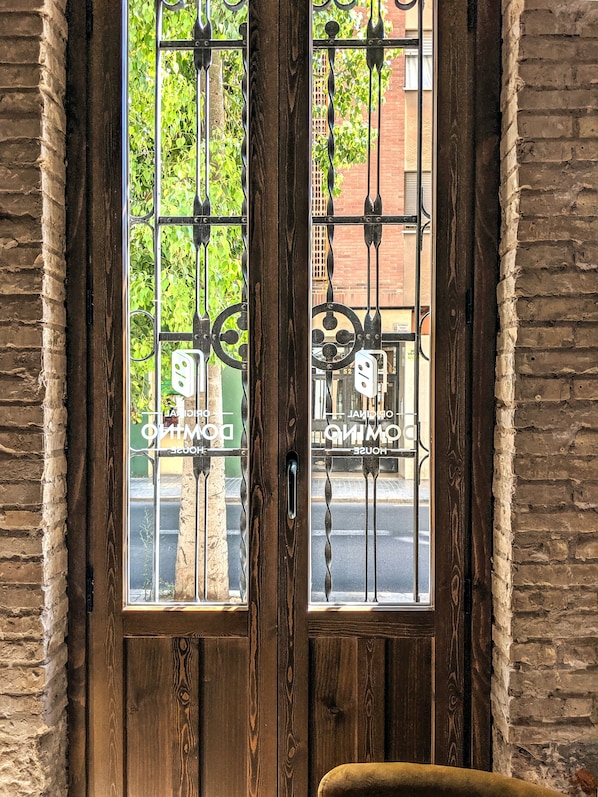 Interior detail - Original Domino House Hotel (Valencia)