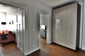 Superior Apartment, Private Bathroom (Moonlight) | Interior - Carl.22 City Appartements (Eisenach)